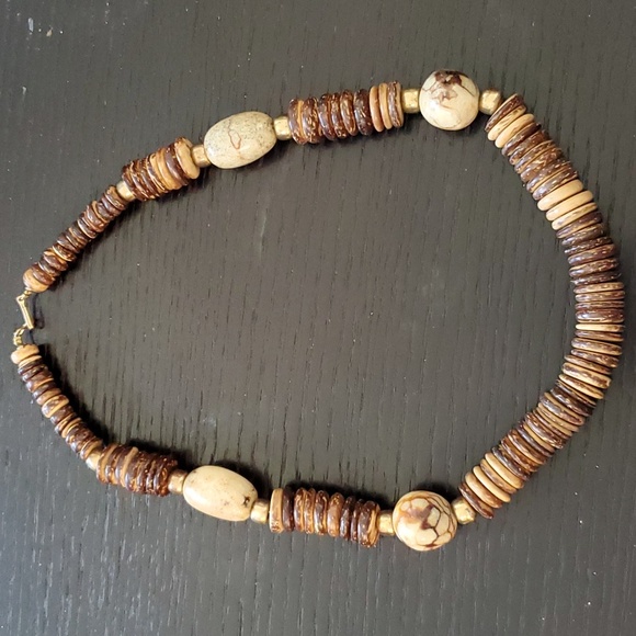 Vintage Wood/Stone Necklace - Picture 5 of 5